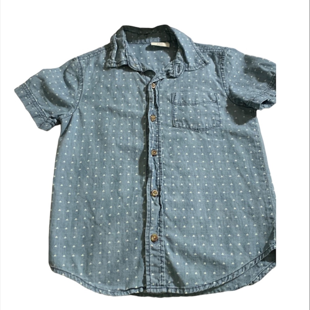 Boy’s Crazy 8 Chambray denim shirt